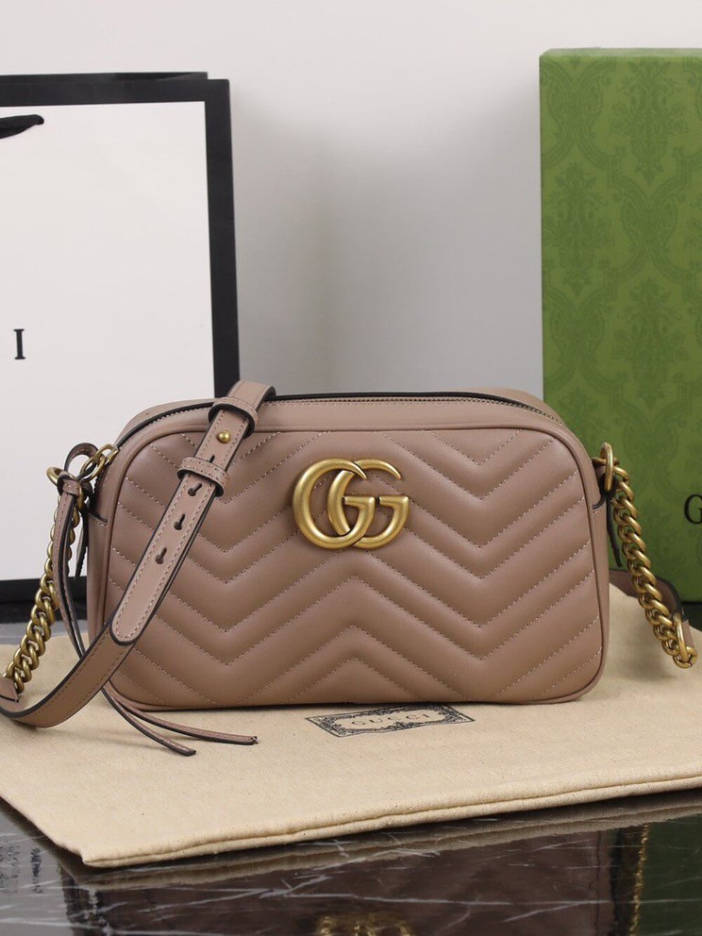 GUCCI Marmont Matelasse Shoulder Bag Dusty Pink